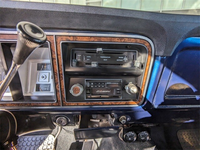 Ford-Bronco-1979-12
