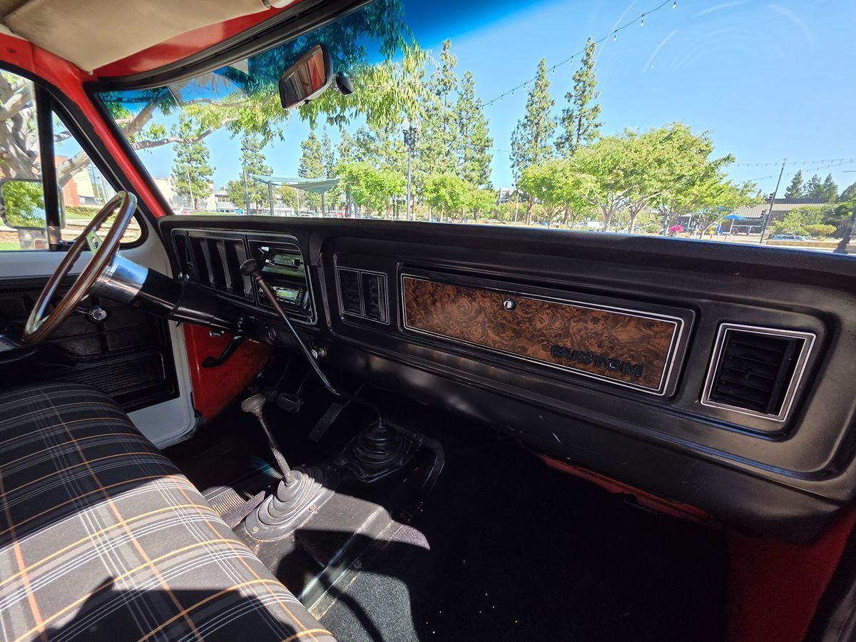 Ford-Bronco-1979-18