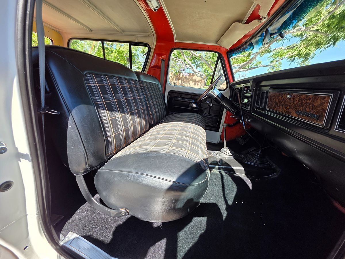 Ford-Bronco-1979-19