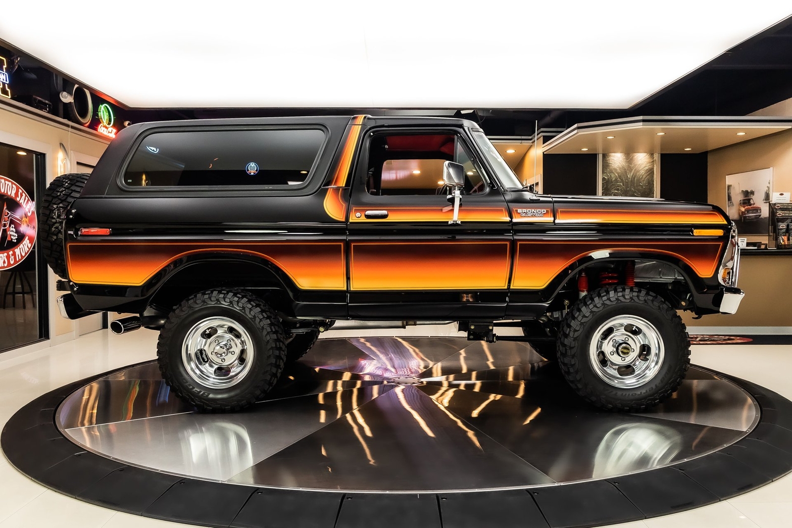 Ford-Bronco-1979-SUV-12