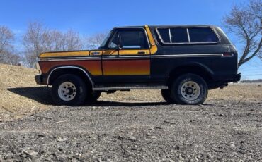 Ford-Bronco-1979-SUV-15
