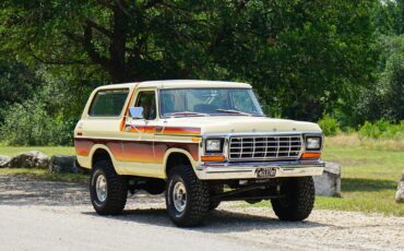 Ford-Bronco-1979-SUV-19