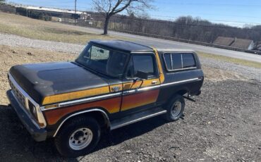 Ford-Bronco-1979-SUV-2