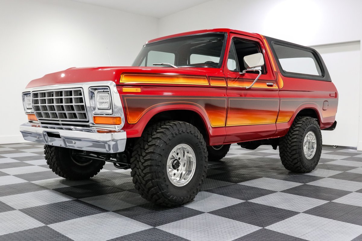 Ford-Bronco-1979-SUV-2