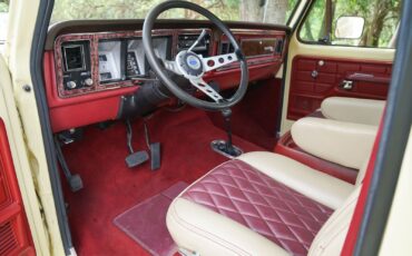 Ford-Bronco-1979-SUV-3