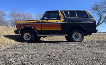 Ford-Bronco-1979-SUV-38