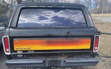 Ford-Bronco-1979-SUV-39