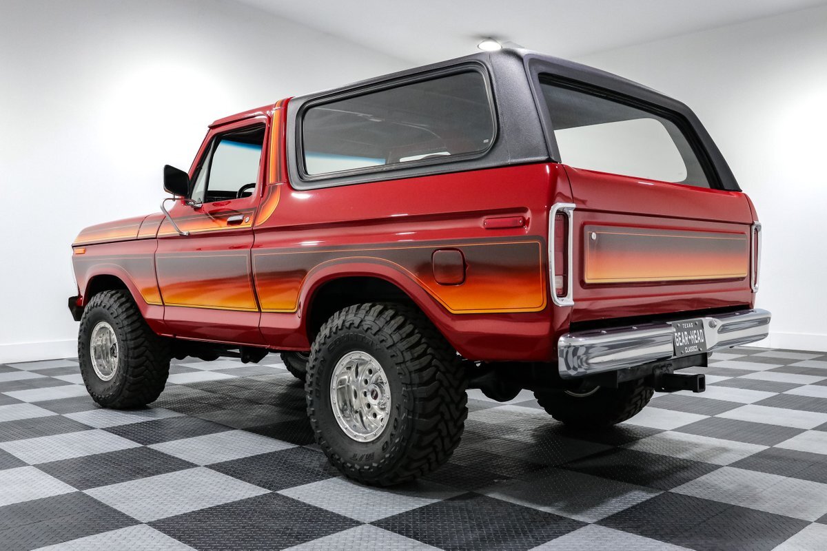 Ford-Bronco-1979-SUV-4