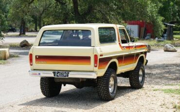 Ford-Bronco-1979-SUV-7