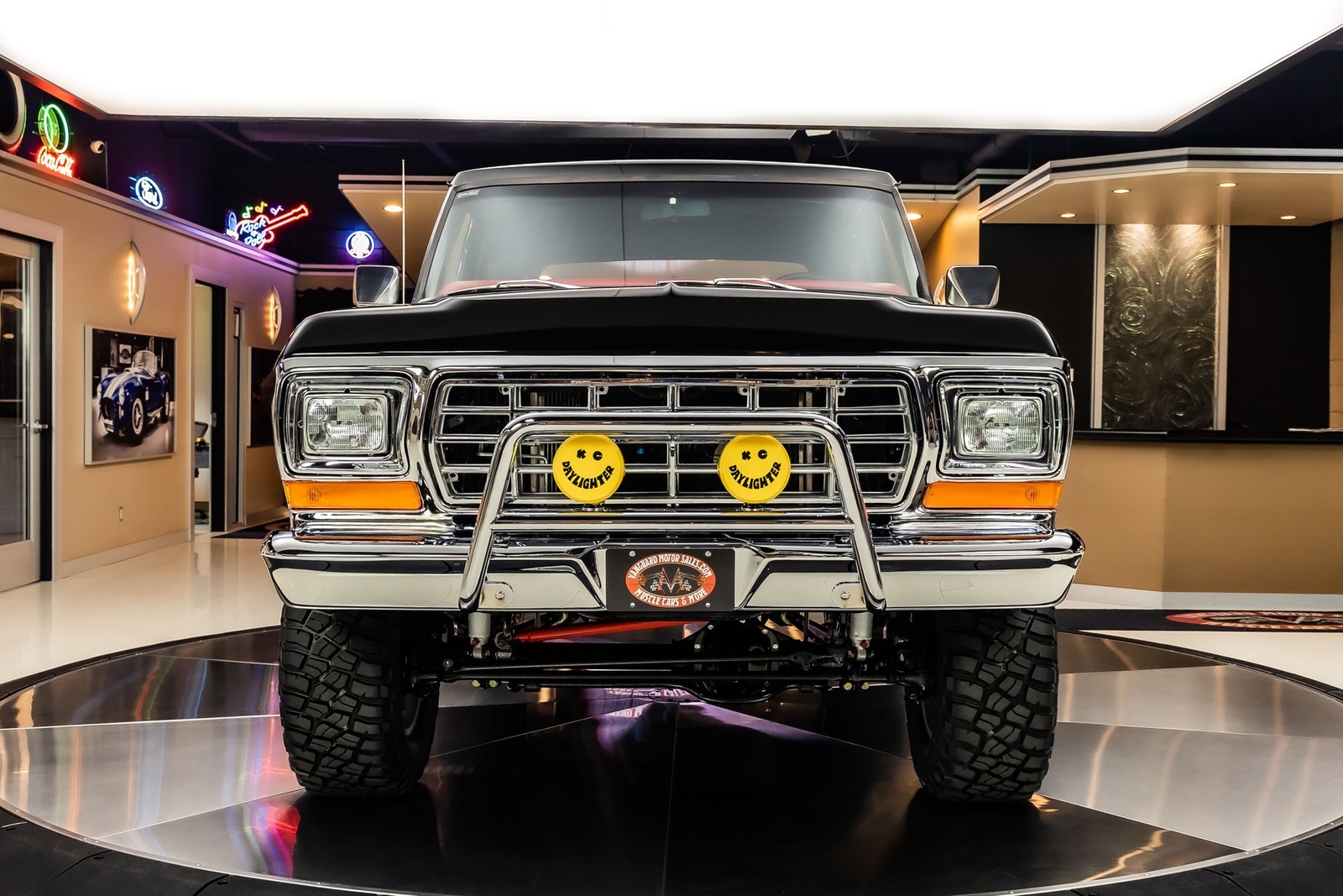 Ford-Bronco-1979-SUV-8