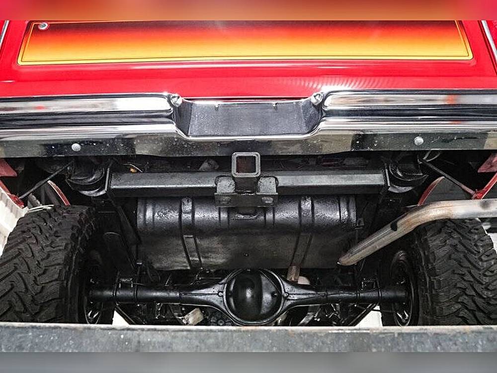 Ford-Bronco-1979-red-17