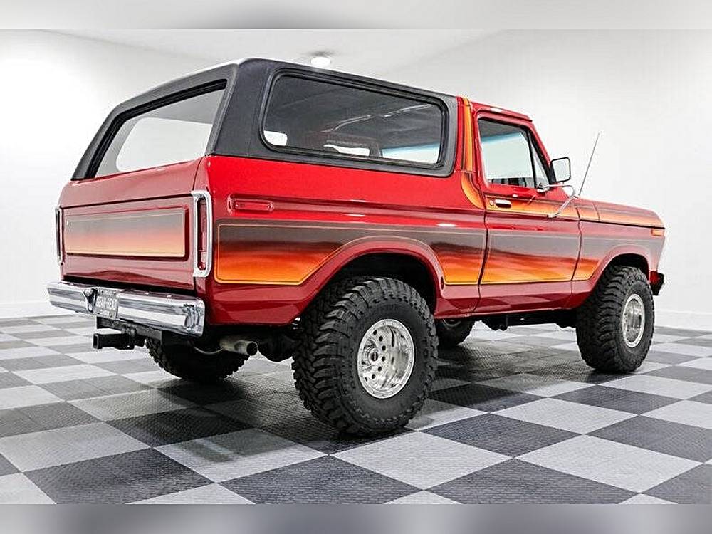 Ford-Bronco-1979-red-6