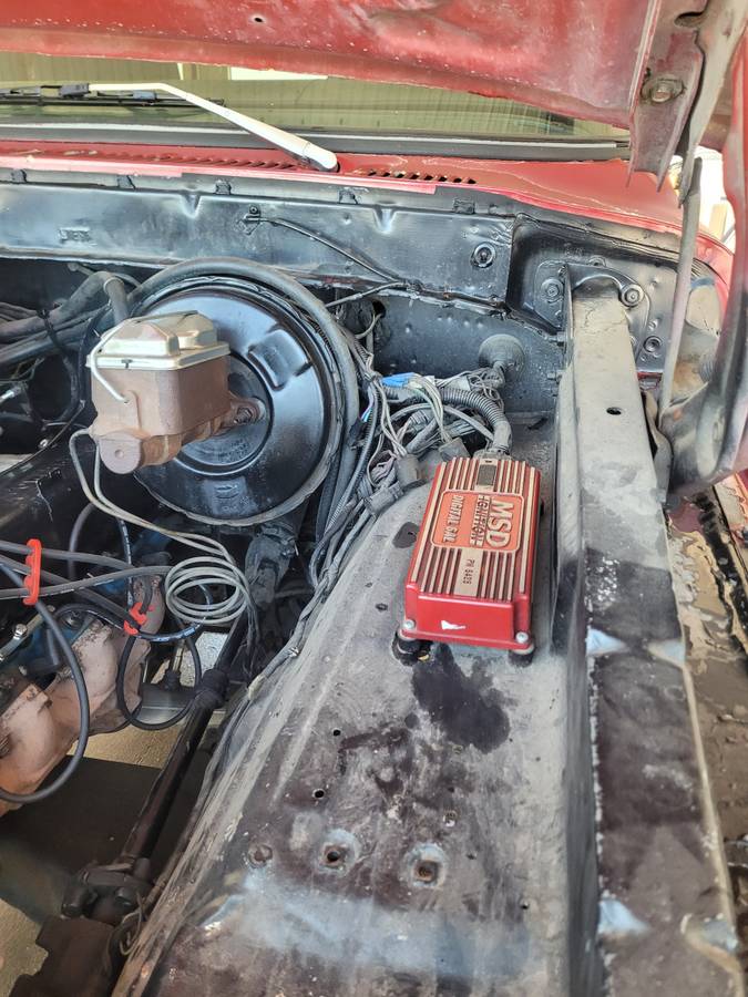 Ford-Bronco-1979-red-8