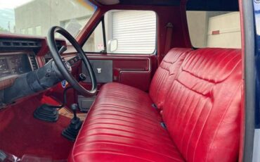 Ford-Bronco-1983-12