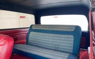 Ford-Bronco-1983-17