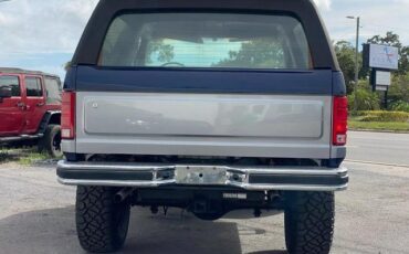 Ford-Bronco-1983-31