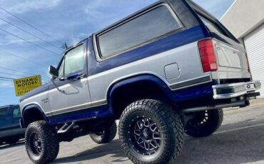 Ford-Bronco-1983-32
