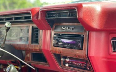 Ford-Bronco-1983-38