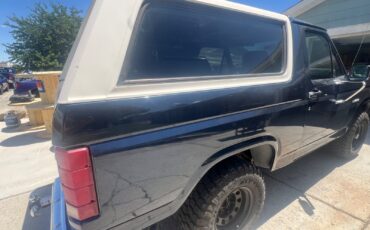Ford-Bronco-1985-SUV-12