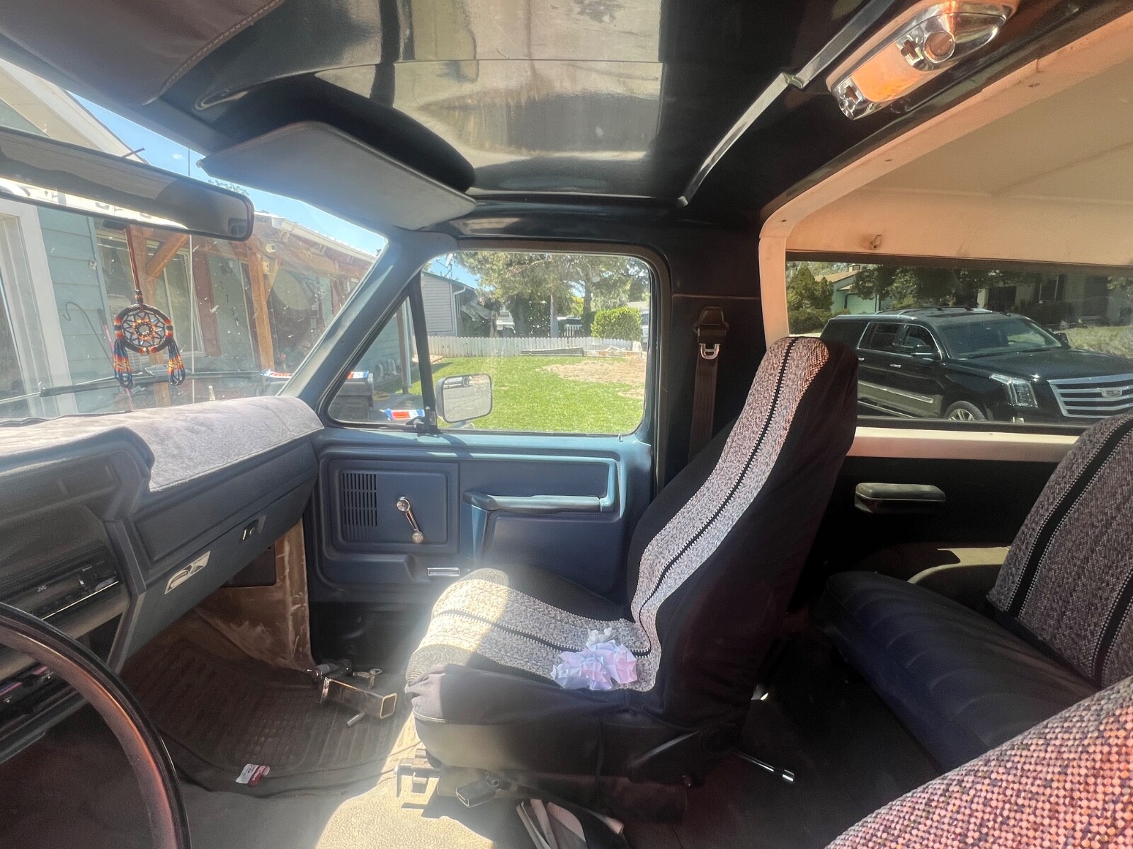 Ford-Bronco-1985-SUV-7