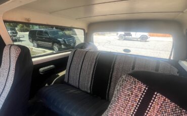 Ford-Bronco-1985-SUV-9