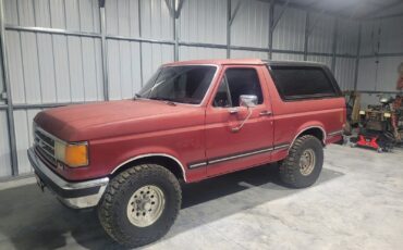 Ford-Bronco-1988-SUV