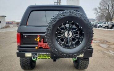 Ford-Bronco-1989-1