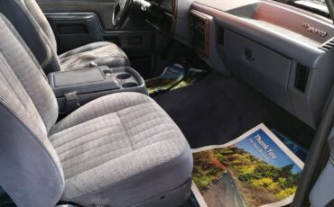 Ford-Bronco-1989-12
