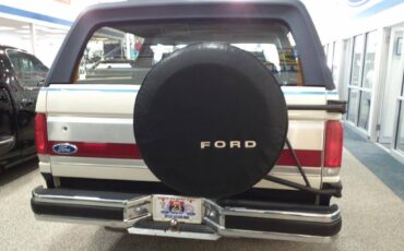 Ford-Bronco-1989-5