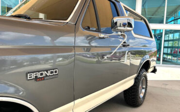 Ford-Bronco-1989-SUV-10