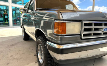 Ford-Bronco-1989-SUV-16
