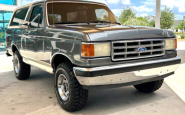Ford-Bronco-1989-SUV-2