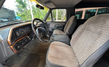 Ford-Bronco-1989-SUV-21
