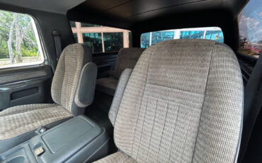Ford-Bronco-1989-SUV-22
