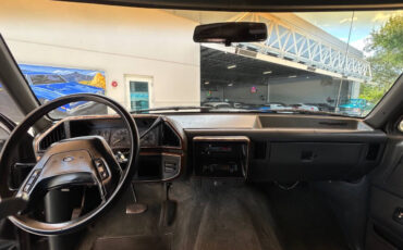 Ford-Bronco-1989-SUV-24