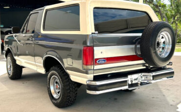 Ford-Bronco-1989-SUV-6