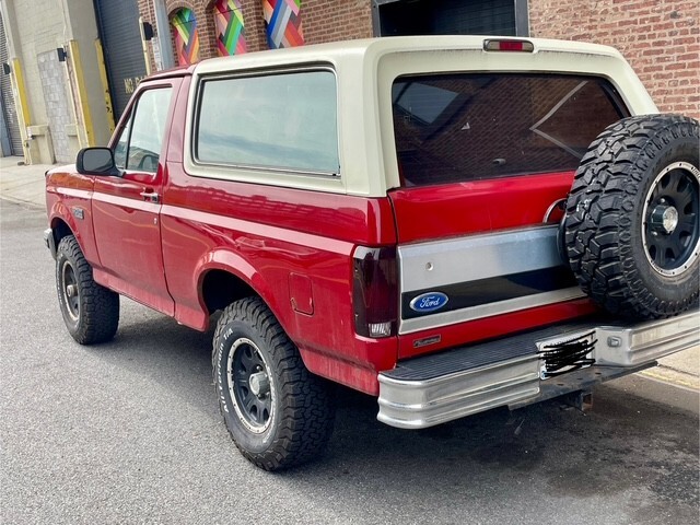 Ford-Bronco-1993-SUV-5