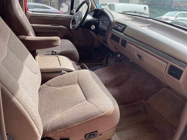 Ford-Bronco-1993-SUV-8