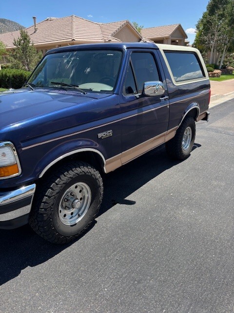 Ford-Bronco-1994-3
