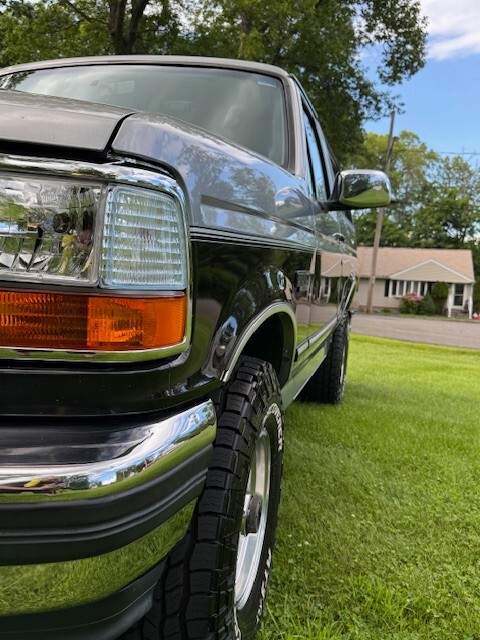 Ford-Bronco-1994-SUV-16