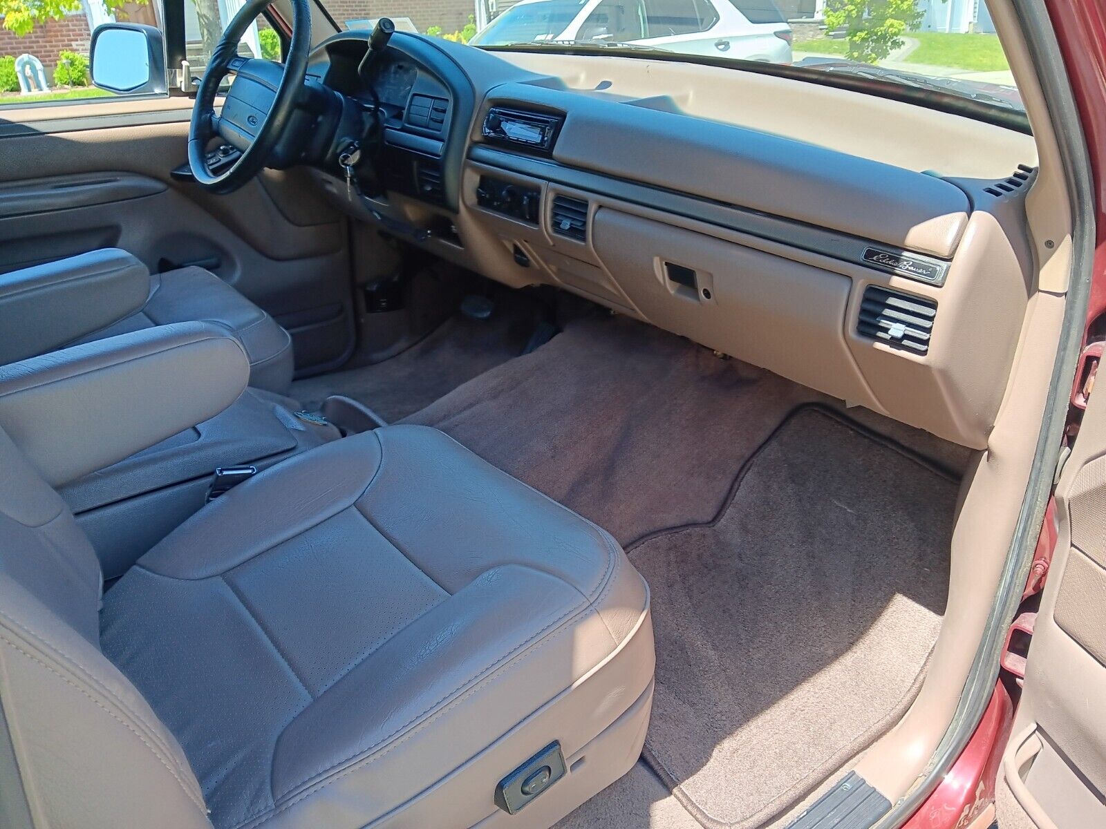 Ford-Bronco-1994-SUV-19