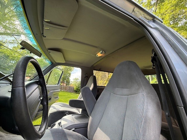 Ford-Bronco-1994-SUV-23