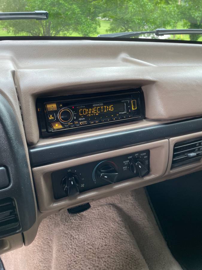 Ford-Bronco-1994-black-2