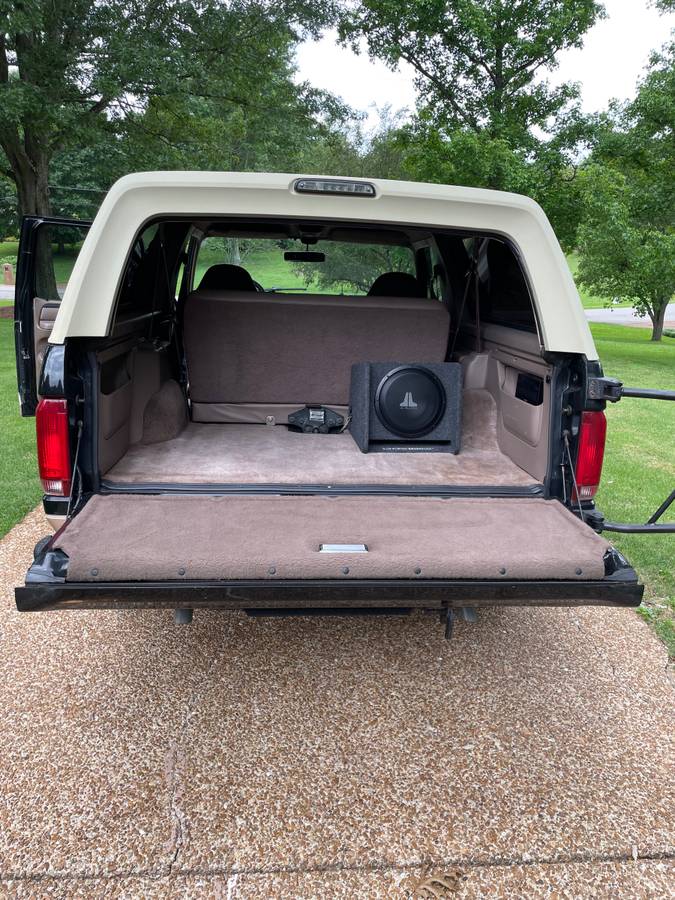 Ford-Bronco-1994-black-9