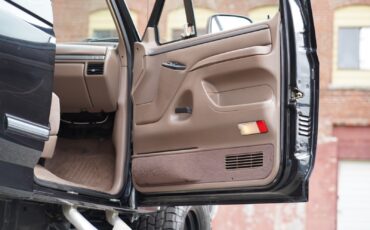 Ford-Bronco-1995-15