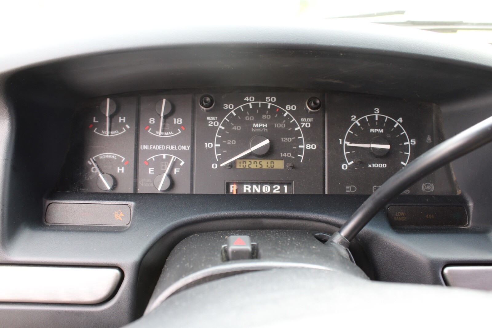 Ford-Bronco-1995-16