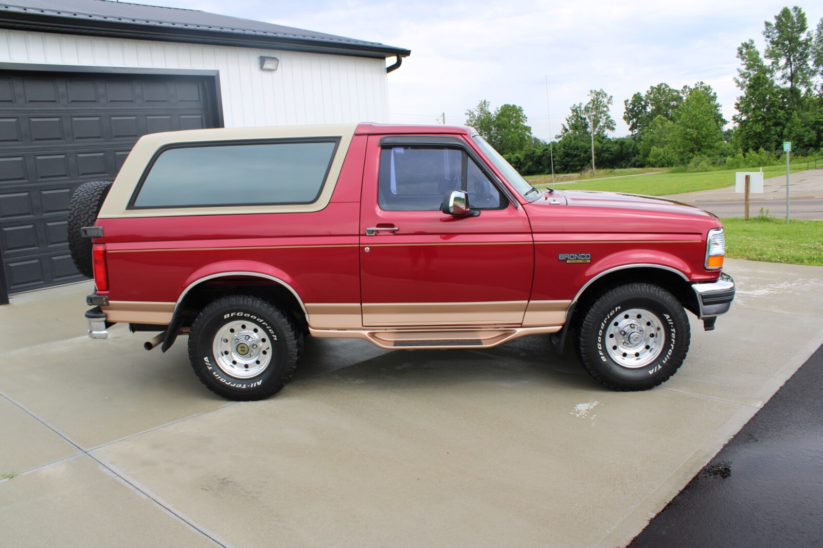 Ford-Bronco-1995-4