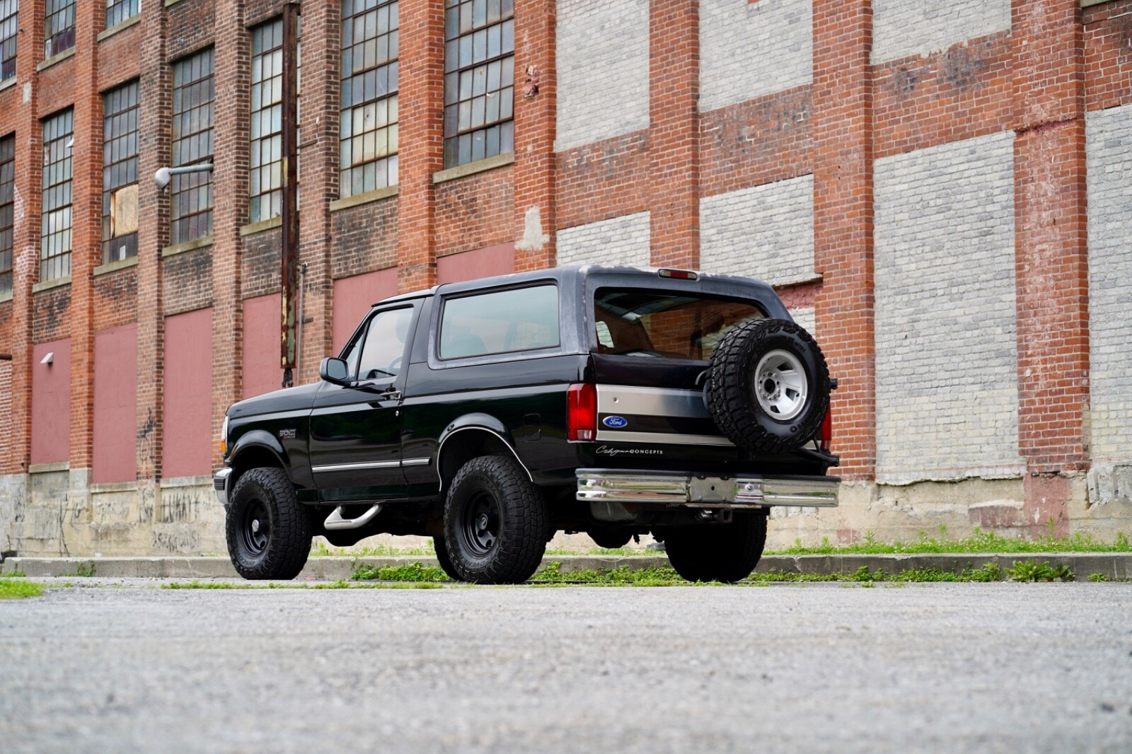 Ford-Bronco-1995-7