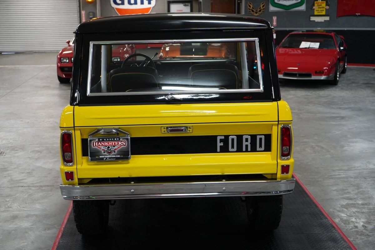 Ford-Bronco-4x4-1976-SUV-13