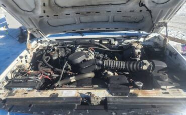 Ford-Bronco-4x4-1995-white-11